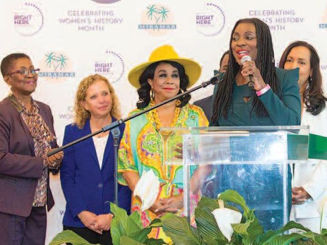 Yvette-Colbourne-in-action-in-miramar-31